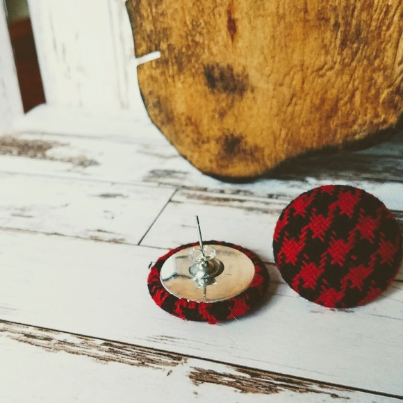 Hound's Tooth Fabric Earrings - Picture 3 of 3